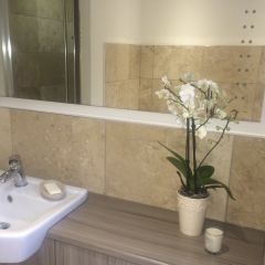 HONED & FILLED TRAVERTINE 406X610MM WALL & FLOOR TILES - LIFESTYLE
